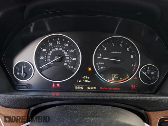 ✅ 2016 BMW 3 Series 328i xDrive • VIN: WBA8E3G53GNT77410 • Лот: 89612825. Опубликован ранее на Copart с пробегом 168 102 миль. Бесплатный доступ к архиву аукционных продаж из США и подробный отчёт об истории автомобиля на DreamBid. Изображение 9.