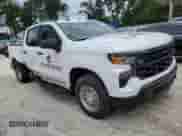 ✅ 2025 Chevrolet Silverado 1500 Work Truck • VIN: 1GCPAAEK2SZ103480 • Lot: 80484055. Wystawiony na Copart z przebiegiem 41 027 mil. Bezpłatny archiwum sprzedaży aukcyjnych z USA i szczegółowy raport historii pojazdu na DreamBid. Zdjęcie 4.