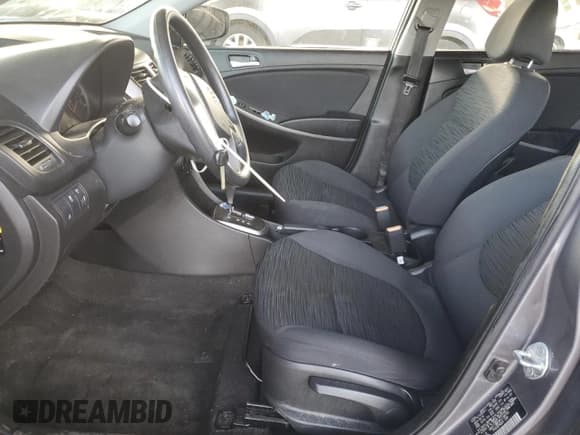 ✅ 2015 Hyundai Accent GS • VIN: KMHCT5AE8FU198755 • Лот: 69782314. Опубликован ранее на Copart с пробегом 126 663 миль. Бесплатный доступ к архиву аукционных продаж из США и подробный отчёт об истории автомобиля на DreamBid. Изображение 7.