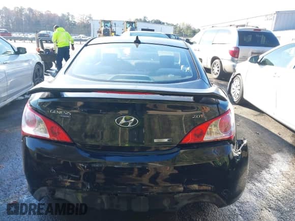 2010 Hyundai Genesis Coupe Premium с VIN KMHHT6KD1AU026786, выставлен на аукционе IAAI как лот 40984275 с пробегом 157 284 миль миль и . История ставок и продаж доступна на DreamBid. Изображение 6.
