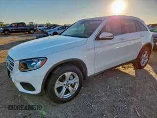 ✅ 2017 Mercedes-Benz GLC 300 • VIN: WDC0G4JB6HV010690 • Lot: 90535415. Wystawiony na Copart z przebiegiem 127 538 mil. Bezpłatny archiwum sprzedaży aukcyjnych z USA i szczegółowy raport historii pojazdu na DreamBid. Zdjęcie 1.