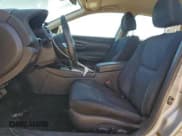 ✅ 2017 Nissan Altima SV • VIN: 1N4AL3AP3HC189834 • Лот: 95028225. Опубликован ранее на Copart с пробегом 77 548 миль. Бесплатный доступ к архиву аукционных продаж из США и подробный отчёт об истории автомобиля на DreamBid. Изображение 7.