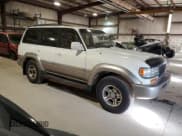 ✅ 1997 Lexus LX 450 • VIN: JT6HJ88J1V0180079 • Лот: 72364544. Опубликован ранее на Copart с пробегом 166 018 миль. Бесплатный доступ к архиву аукционных продаж из США и подробный отчёт об истории автомобиля на DreamBid. Изображение 4.