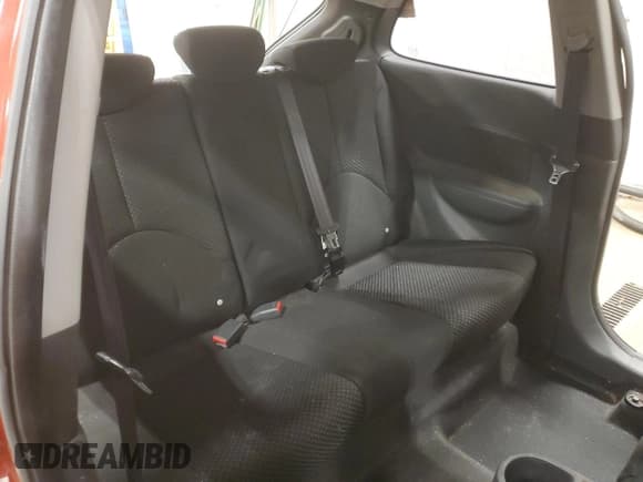 ✅ 2010 Hyundai Accent GS • VIN: KMHCM3AC8AU178742 • Лот: 80075584. Опубликован ранее на Copart с пробегом 44 640 миль. Бесплатный доступ к архиву аукционных продаж из США и подробный отчёт об истории автомобиля на DreamBid. Изображение 11.