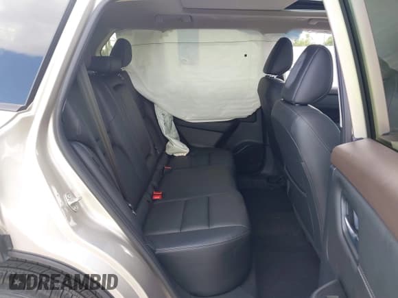 ✅ 2023 Nissan Rogue SL • VIN: JN8BT3CA8PW007263 • Lot: 43475043. Wystawiony na IAAI z przebiegiem 25 991 mil. Bezpłatny archiwum sprzedaży aukcyjnych z USA i szczegółowy raport historii pojazdu na DreamBid. Zdjęcie 8.