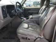 ✅ 2005 Chevrolet Silverado 1500 Z71 • VIN: 2GCEK13T351390146 • Лот: 79639944. Опубликован ранее на Copart с пробегом 218 850 миль. Бесплатный доступ к архиву аукционных продаж из США и подробный отчёт об истории автомобиля на DreamBid. Изображение 7.