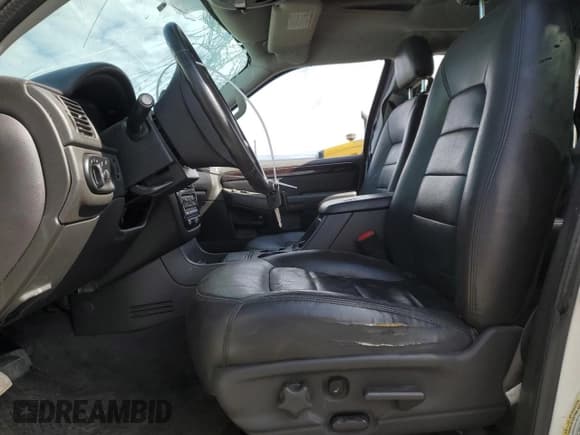 ✅ 2004 Ford Explorer Limited • VIN: 1FMZU75W04ZA87770 • Лот: 59365545. Опубликован ранее на Copart с пробегом 149 014 миль. Бесплатный доступ к архиву аукционных продаж из США и подробный отчёт об истории автомобиля на DreamBid. Изображение 7.