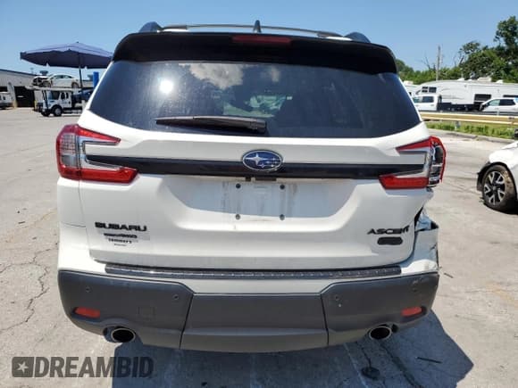 ✅ 2024 Subaru Ascent Onyx • VIN: 4S4WMAHD7R3408000 • Lot: 63247875. Listed on Copart with 17,485 mi. Free auction sales archive from the USA and detailed vehicle history report at DreamBid. Image 6.