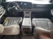 ✅ 2002 Chevrolet Suburban LS • VIN: 1GNEC16T92J196173 • Lot: 85029784. Wystawiony na Copart z przebiegiem 119 911 mil. Bezpłatny archiwum sprzedaży aukcyjnych z USA i szczegółowy raport historii pojazdu na DreamBid. Zdjęcie 8.