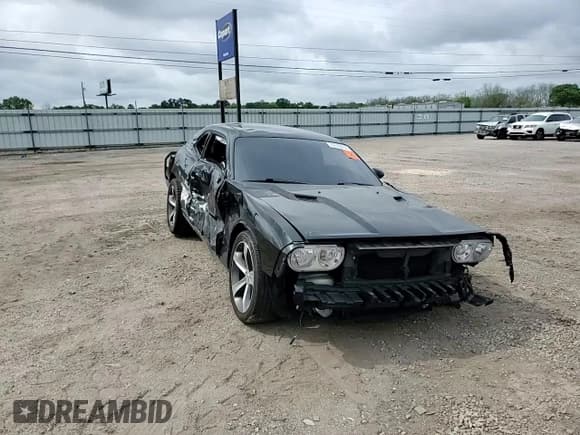 ✅ 2014 Dodge Challenger SXT • VIN: 2C3CDYAG8EH282181 • Lot: 49042914. Wystawiony na Copart z przebiegiem 150 999 mil. Bezpłatny archiwum sprzedaży aukcyjnych z USA i szczegółowy raport historii pojazdu na DreamBid. Zdjęcie 11.