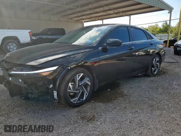 2024 Hyundai Elantra SEL with VIN KMHLS4DG4RU827846, listed as a Copart auction lot 84236365 with 7,254 mi miles and Clean title. Bid and sale history available at DreamBid. Image 1.