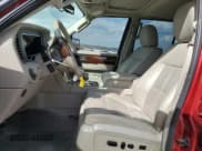 ✅ 2013 Lincoln Navigator • VIN: 5LMJJ2H59DEL05978 • Lot: 82523135. Wystawiony na Copart z przebiegiem 88 356 mil. Bezpłatny archiwum sprzedaży aukcyjnych z USA i szczegółowy raport historii pojazdu na DreamBid. Zdjęcie 7.