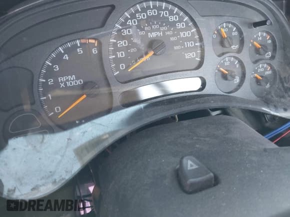 ✅ 2005 Chevrolet Silverado 1500 Work Truck • VIN: 1GCEC14X25Z150169 • Лот: 43338704. Опубликован ранее на IAAI с пробегом Не указан. Бесплатный доступ к архиву аукционных продаж из США и подробный отчёт об истории автомобиля на DreamBid. Изображение 16.