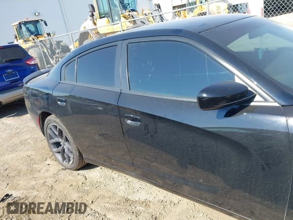 ✅ 2020 Dodge Charger SXT • VIN: 2C3CDXBG7LH117213 • Лот: 43144804. Опубликован ранее на IAAI с пробегом 132 000 миль. Бесплатный доступ к архиву аукционных продаж из США и подробный отчёт об истории автомобиля на DreamBid. Изображение 13.