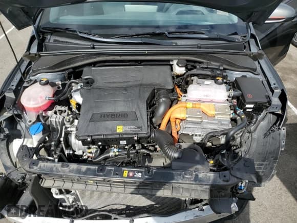 ✅ 2022 Hyundai Ioniq Blue • VIN: KMHC65LC7NU266982 • Lot: 86535755. Listed on Copart with 59,574 mi. Free auction sales archive from the USA and detailed vehicle history report at DreamBid. Image 11.