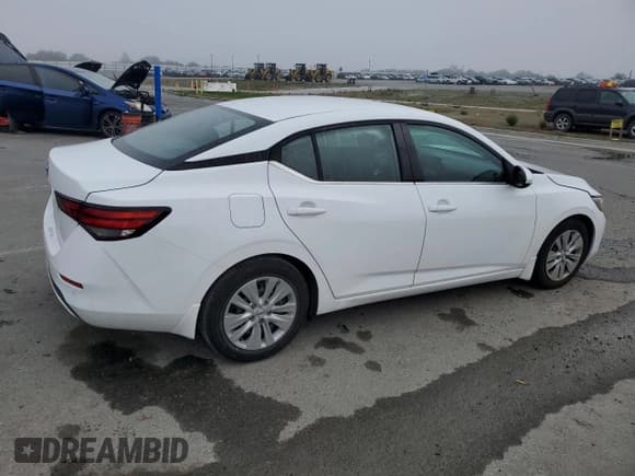 ✅ 2021 Nissan Sentra S • VIN: 3N1AB8BV8MY245259 • Lot: 89858185. Wystawiony na Copart z przebiegiem 62 173 mil. Bezpłatny archiwum sprzedaży aukcyjnych z USA i szczegółowy raport historii pojazdu na DreamBid. Zdjęcie 3.