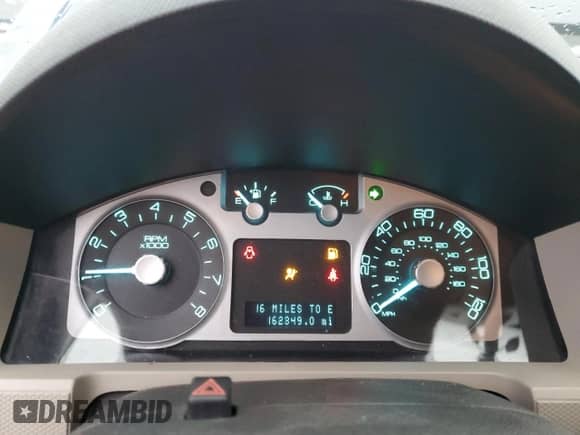 2011 Mercury Mariner z VIN 4M2CN8B7XBKJ06187, wystawiony jako Copart lot #81495034 z przebiegiem 162 349 mil mil oraz Czysty tytuł • Clean title. Historia ofert i sprzedaży dostępna na DreamBid. Obrazek 9.