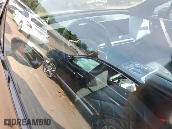 ✅ 2022 BMW iX xDrive50 • VIN: WB523CF04NCK59052 • Lot: 59360094. Wystawiony na Copart z przebiegiem Nie podano. Bezpłatny archiwum sprzedaży aukcyjnych z USA i szczegółowy raport historii pojazdu na DreamBid. Zdjęcie 8.