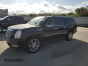 ✅ 2010 Cadillac Escalade ESV Premium • VIN: 1GYUCJEF5AR190302 • Lot: 61205085. Listed on Copart with 184,095 mi. Free auction sales archive from the USA and detailed vehicle history report at DreamBid. Image 1.