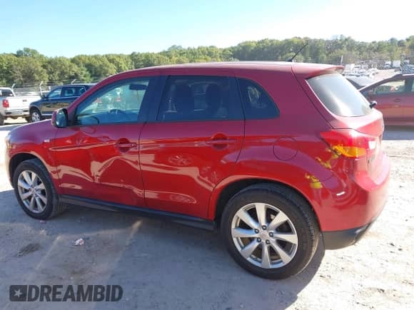 2015 Mitsubishi Outlander ES с VIN 4A4AR3AU0FE058031, выставлен на аукционе IAAI как лот 43405197 с пробегом 113 149 миль миль и . История ставок и продаж доступна на DreamBid. Изображение 14.