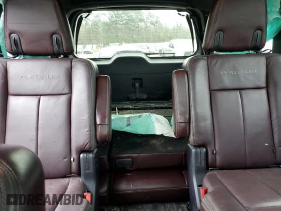 ✅ 2017 Ford Expedition Platinum • VIN: 1FMJU1LT7HEA54135 • Lot: 44967925. Wystawiony na Copart z przebiegiem 104 610 mil. Bezpłatny archiwum sprzedaży aukcyjnych z USA i szczegółowy raport historii pojazdu na DreamBid. Zdjęcie 10.