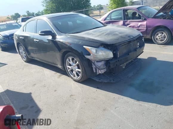 ✅ 2013 Nissan Maxima S • VIN: 1N4AA5AP9DC821411 • Lot: 42598453. Listed on IAAI with 127,088 mi. Free auction sales archive from the USA and detailed vehicle history report at DreamBid. Image 1.