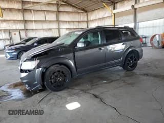 ✅ 2019 Dodge Journey SE • VIN: 3C4PDCBG4KT873173 • Lot: 81878915. Wystawiony na Copart z przebiegiem 150 244 mil. Bezpłatny archiwum sprzedaży aukcyjnych z USA i szczegółowy raport historii pojazdu na DreamBid. Zdjęcie 1.