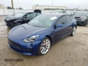 ✅ 2018 Tesla Model 3 Long Range Battery • VIN: 5YJ3E1EB6JF080938 • Lot: 41657140. Wystawiony na IAAI z przebiegiem 64 178 mil. Bezpłatny archiwum sprzedaży aukcyjnych z USA i szczegółowy raport historii pojazdu na DreamBid. Zdjęcie 2.