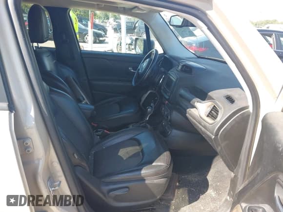 ✅ 2017 Jeep Renegade Trailhawk • VIN: ZACCJBCB0HPE88360 • Lot: 43194837. Listed on IAAI with 175,080 mi. Free auction sales archive from the USA and detailed vehicle history report at DreamBid. Image 5.