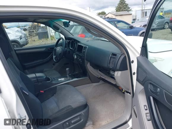 ✅ 2007 Toyota 4Runner SR5 • VIN: JTEBT14R370065266 • Лот: 42222240. Опубликован ранее на IAAI с пробегом 204 550 миль. Бесплатный доступ к архиву аукционных продаж из США и подробный отчёт об истории автомобиля на DreamBid. Изображение 5.