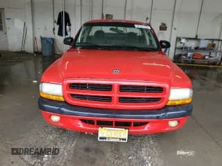 ✅ 2001 Dodge Dakota • VIN: 1B7FL26XX1S241586 • Lot: 54127795. Wystawiony na Copart z przebiegiem 334 286 mil. Bezpłatny archiwum sprzedaży aukcyjnych z USA i szczegółowy raport historii pojazdu na DreamBid. Zdjęcie 5.