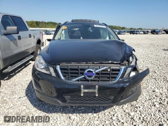 ✅ 2011 Volvo XC60 3.2L • VIN: YV4952DZ7B2220186 • Lot: 84383615. Listed on Copart with 130,920 mi. Free auction sales archive from the USA and detailed vehicle history report at DreamBid. Image 5.
