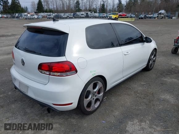 ✅ 2010 Volkswagen Golf GTI • VIN: WVWFD7AJ6AW229800 • Lot: 41622808. Listed on IAAI with 131,477 mi. Free auction sales archive from the USA and detailed vehicle history report at DreamBid. Image 4.
