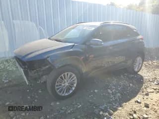 ✅ 2019 Hyundai Kona SEL • VIN: KM8K2CAAXKU345054 • Лот: 75234404. Опубликован ранее на Copart с пробегом 12 012 миль. Бесплатный доступ к архиву аукционных продаж из США и подробный отчёт об истории автомобиля на DreamBid. Изображение 1.