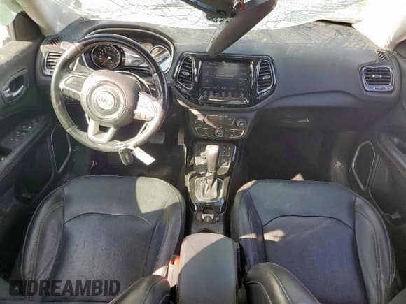 ✅ 2019 Jeep Compass Limited • VIN: 3C4NJDCB2KT854114 • Lot: 85359595. Wystawiony na Copart z przebiegiem 36 489 mil. Bezpłatny archiwum sprzedaży aukcyjnych z USA i szczegółowy raport historii pojazdu na DreamBid. Zdjęcie 8.