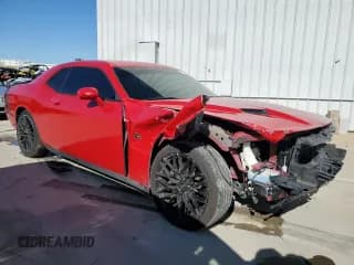 ✅ 2015 Dodge Challenger R/T Scat Pack • VIN: 2C3CDZFJXFH821590 • Lot: 73819033. Wystawiony na Copart z przebiegiem 75 178 mil. Bezpłatny archiwum sprzedaży aukcyjnych z USA i szczegółowy raport historii pojazdu na DreamBid. Zdjęcie 4.