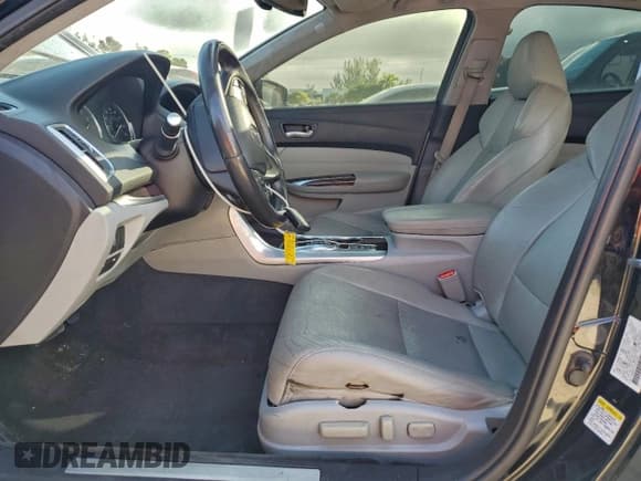 ✅ 2015 Acura TLX Technology • VIN: 19UUB2F53FA005689 • Lot: 95154625. Listed on Copart with 135,223 mi. Free auction sales archive from the USA and detailed vehicle history report at DreamBid. Image 7.