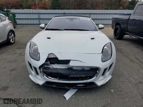 ✅ 2017 Jaguar F-Type S • VIN: SAJWJ6FV3H8K40607 • Lot: 82704095. Wystawiony na Copart z przebiegiem 66 701 mil. Bezpłatny archiwum sprzedaży aukcyjnych z USA i szczegółowy raport historii pojazdu na DreamBid. Zdjęcie 5.