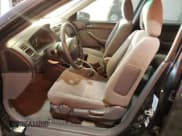 ✅ 2005 Honda Civic LX • VIN: 2HGES15675H566972 • Лот: 78417424. Опубликован ранее на Copart с пробегом 175 042 миль. Бесплатный доступ к архиву аукционных продаж из США и подробный отчёт об истории автомобиля на DreamBid. Изображение 7.