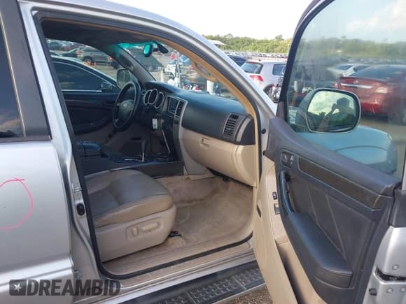 ✅ 2003 Toyota 4Runner Limited • VIN: JTEZU17RX30016521 • Лот: 42590525. Опубликован ранее на IAAI с пробегом 382 898 миль. Бесплатный доступ к архиву аукционных продаж из США и подробный отчёт об истории автомобиля на DreamBid. Изображение 5.