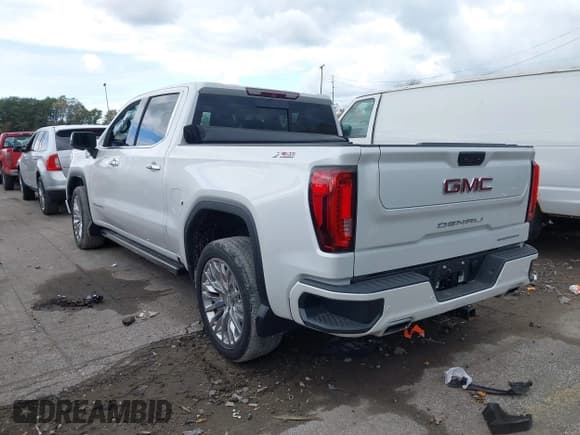 ✅ 2019 GMC Sierra 1500 Denali • VIN: 1GTU9FEL4KZ189344 • Lot: 43531265. Listed on IAAI with 59,412 mi. Free auction sales archive from the USA and detailed vehicle history report at DreamBid. Image 3.