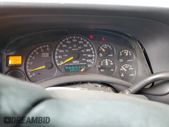 ✅ 2001 Chevrolet Silverado 1500 • VIN: 2GCEC19W311305623 • Лот: 71358734. Опубликован ранее на Copart с пробегом 338 123 миль. Бесплатный доступ к архиву аукционных продаж из США и подробный отчёт об истории автомобиля на DreamBid. Изображение 9.