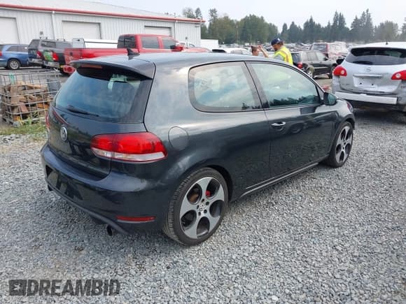 ✅ 2011 Volkswagen Golf GTI Autobahn • VIN: WVWFV7AJ9BW219907 • Lot: 43137871. Listed on IAAI with 95,560 mi. Free auction sales archive from the USA and detailed vehicle history report at DreamBid. Image 4.