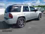 2009 Chevrolet TrailBlazer 1LT с VIN 1GNDT33S292104795, выставлен на аукционе IAAI как лот 43408259 с пробегом Не указан миль и . История ставок и продаж доступна на DreamBid. Изображение 4.