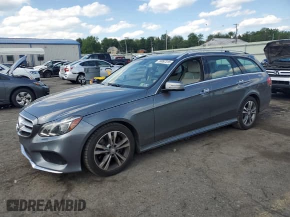 ✅ 2016 Mercedes-Benz E 350 Luxury • VIN: WDDHH8JB3GB340497 • Lot: 59097315. Wystawiony na Copart z przebiegiem 117 287 mil. Bezpłatny archiwum sprzedaży aukcyjnych z USA i szczegółowy raport historii pojazdu na DreamBid. Zdjęcie 1.