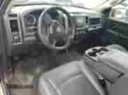 2017 Ram 1500 Tradesman z VIN 3C6JR6AG2HG745520, wystawiony jako Copart lot #71916685 z przebiegiem 57 202 mil mil oraz Szkoda całkowita • Salvage title. Historia ofert i sprzedaży dostępna na DreamBid. Obrazek 8.