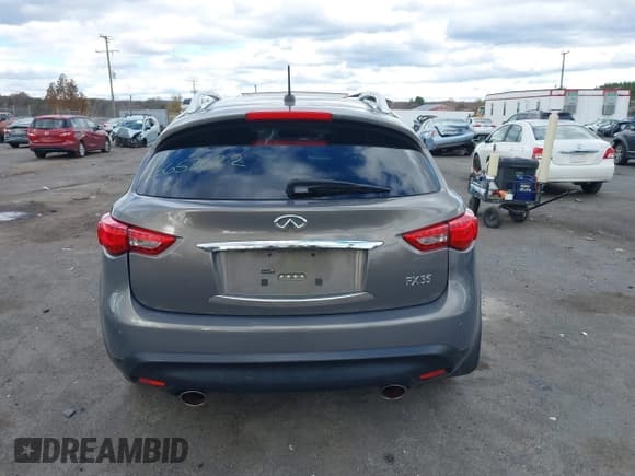 ✅ 2011 Infiniti FX • VIN: JN8AS1MW8BM140820 • Лот: 43652622. Опубликован ранее на IAAI с пробегом 133 194 миль. Бесплатный доступ к архиву аукционных продаж из США и подробный отчёт об истории автомобиля на DreamBid. Изображение 16.
