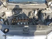 ✅ 2010 Hyundai Santa Fe GL • VIN: 5NMSG3AB1AH350194 • Lot: 50880575. Listed on Copart with 188,069 mi. Free auction sales archive from the USA and detailed vehicle history report at DreamBid. Image 12.