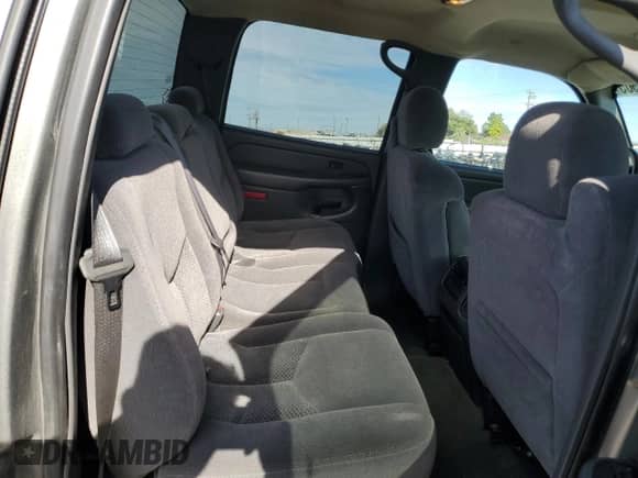 ✅ 2006 Chevrolet Silverado 2500HD LT2 • VIN: 1GCHC23G26F173975 • Lot: 82611505. Wystawiony na Copart z przebiegiem 139 492 mil. Bezpłatny archiwum sprzedaży aukcyjnych z USA i szczegółowy raport historii pojazdu na DreamBid. Zdjęcie 10.