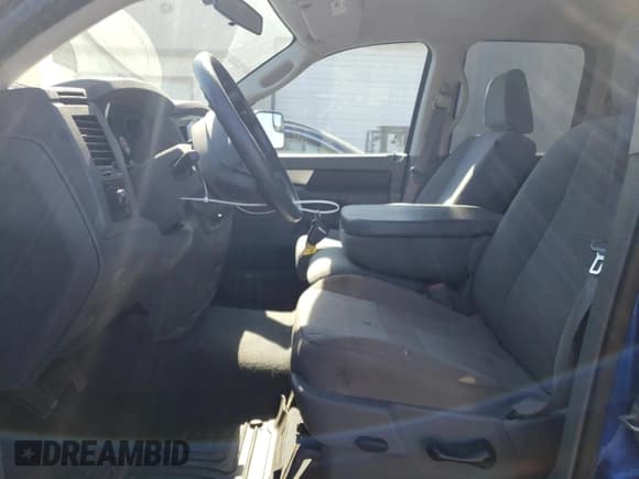 ✅ 2008 Dodge 1500 ST • VIN: 1D7HU18N28S571086 • Лот: 62329074. Опубликован ранее на Copart с пробегом 127 221 миль. Бесплатный доступ к архиву аукционных продаж из США и подробный отчёт об истории автомобиля на DreamBid. Изображение 7.